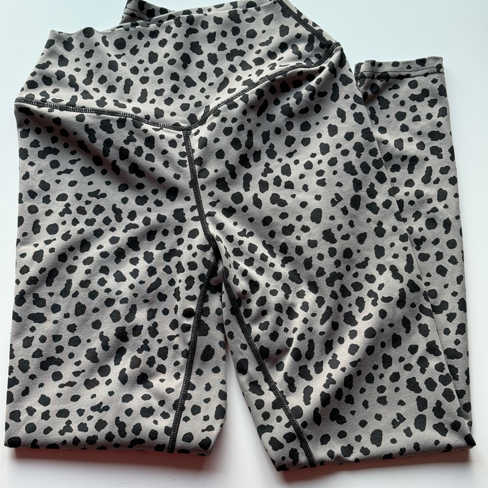 Balance Athletica Kingdom Gray Leggings